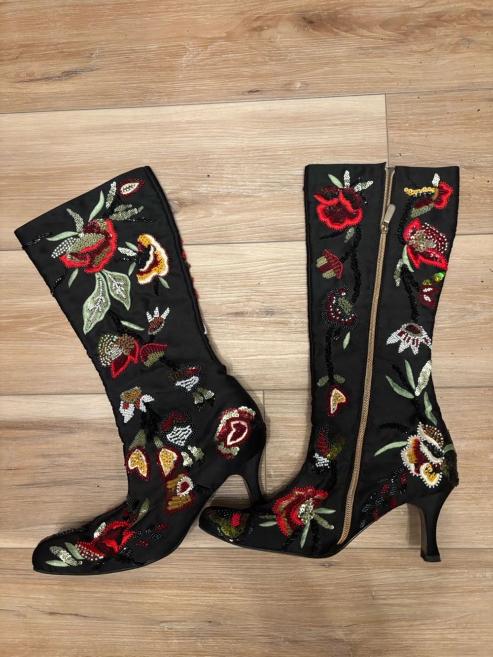 Rina Shah Vintage Beaded Floral Embroidered Black Satin Knee High Boots - Picture 14 of 14